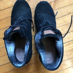 Toms Desert Wedge ankle bootie